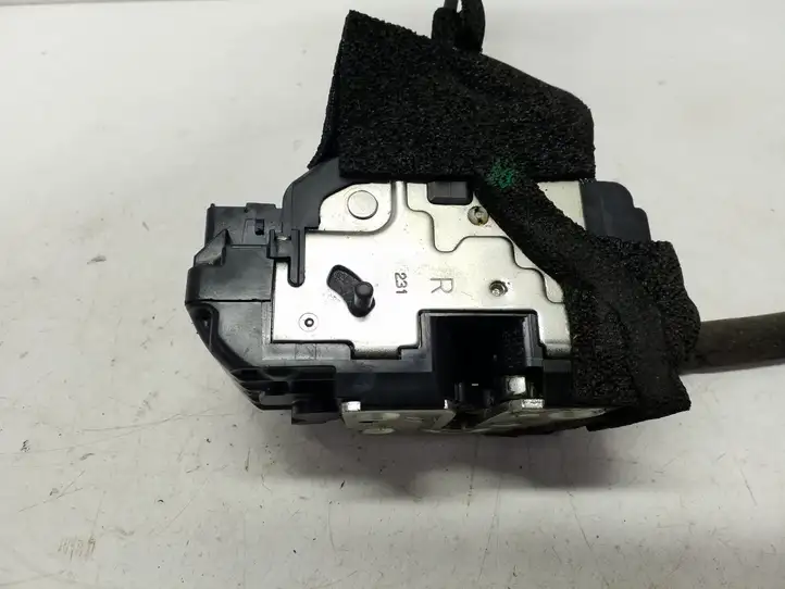 Nissan Juke I F15 (2010 - 2018) 2311I Замок задней двери — фото 7