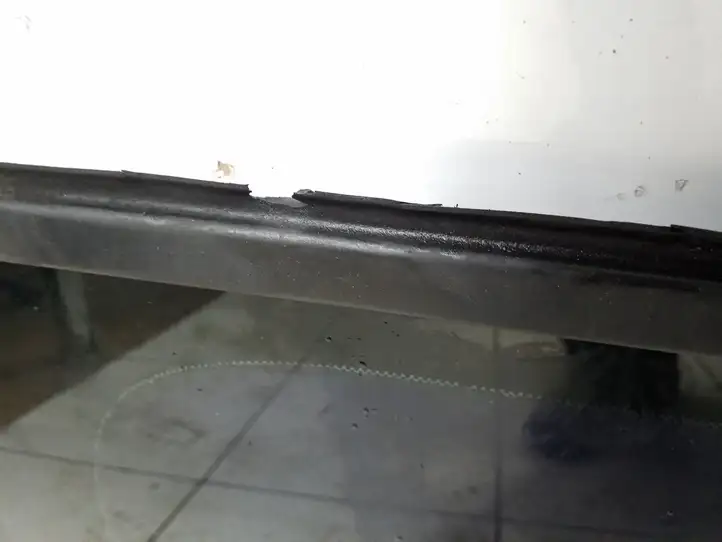 Citroen C4 (2004 - 2008) 43R001582 Заднее боковое стекло — фото 4