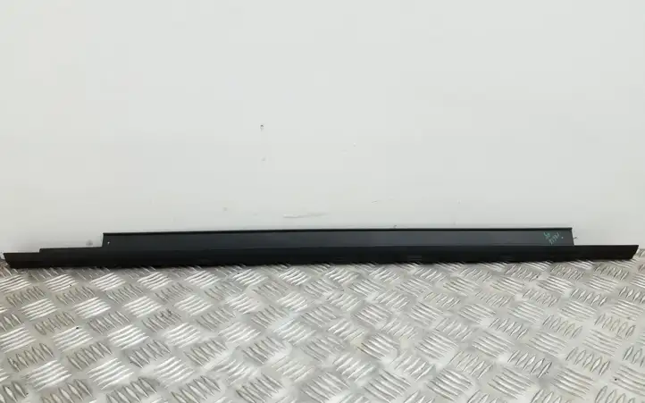Audi A3/S3 8V (2012 - 2016) 8V4839477 Накладка стекла задней двери — фото 1