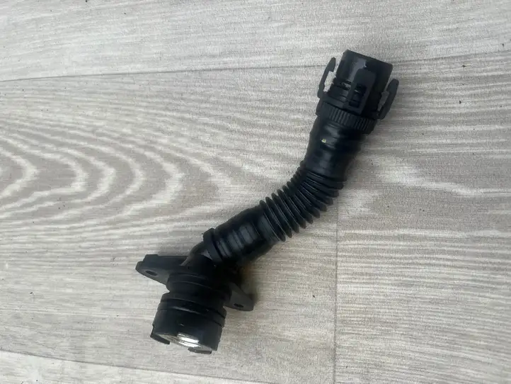 BMW 3 E92 E93 (2005 - 2014) 7590163 Датчик сапуна — фото 2