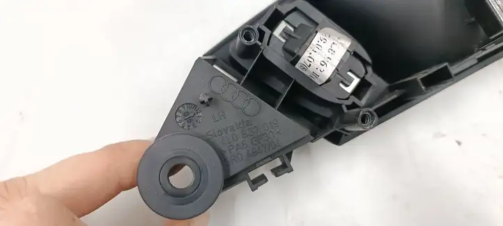 Audi Q7 4L (2005 - 2009) 4L0837019 Внутренняя ручка задней двери — фото 3
