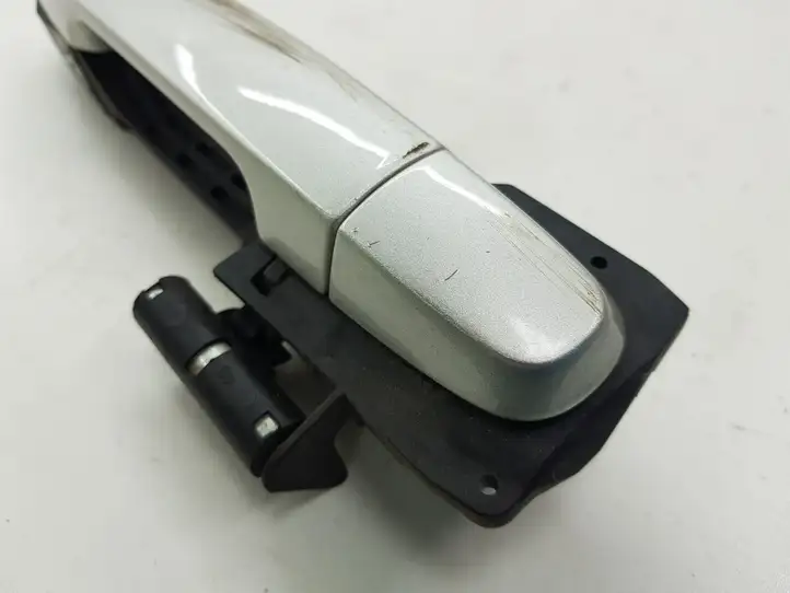 Toyota Corolla Verso AR10 (2004 - 2009) 242302 Наружная ручка двери — фото 5