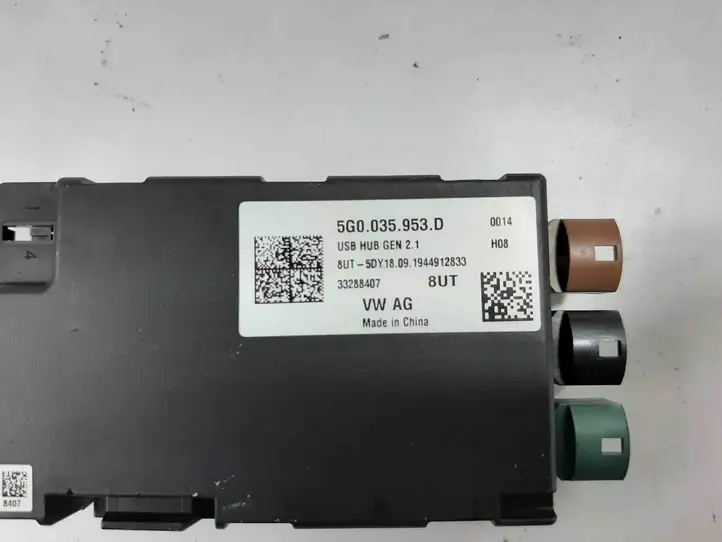 Volkswagen T-Cross (2017 - ) 5G0035953D USB модуль — фото 2