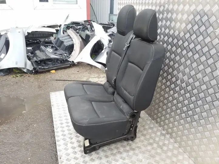 Renault Trafic III (X82) (2014 - ) Переднее сиденье пассажира — фото 3