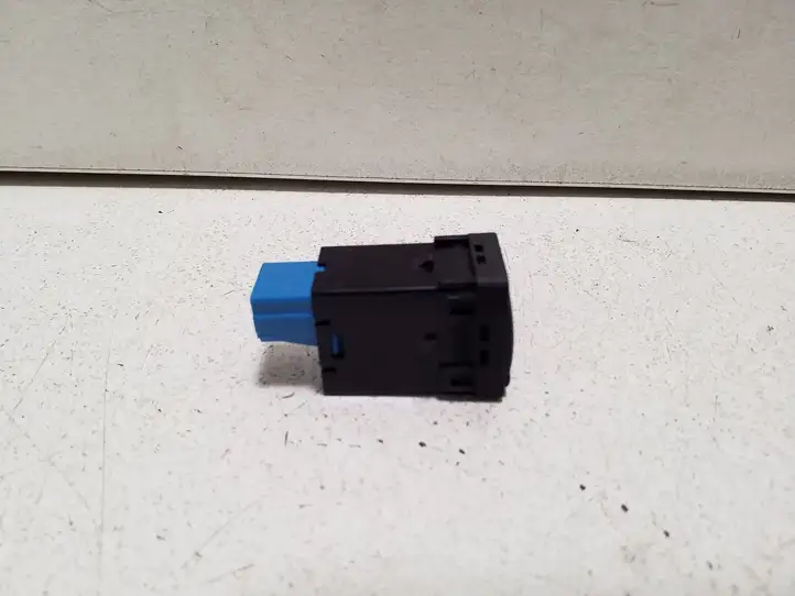 Nissan Leaf I (ZE0) (2010 - 2017) 08349A Кнопка обогрева рулевого колеса — фото 2