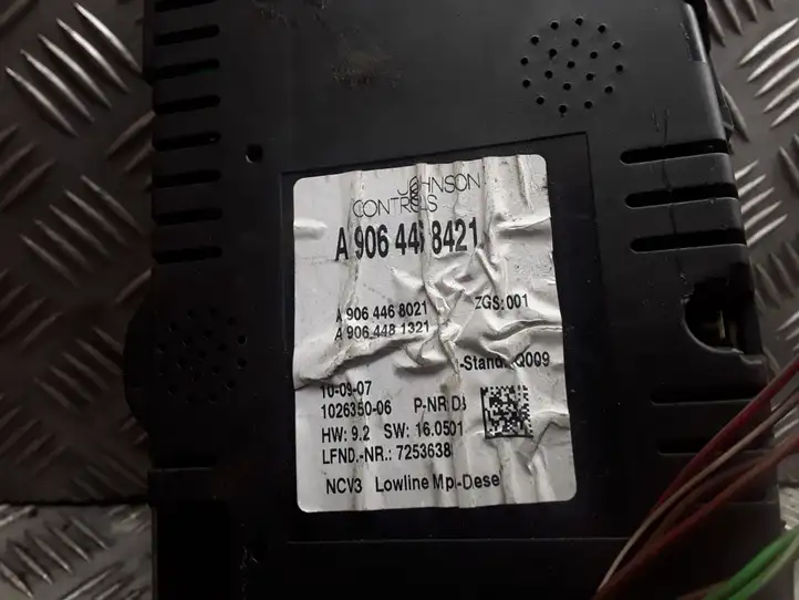 Mercedes-Benz Sprinter W906 (2006 - 2018)  A9064469021 Спидометр (приборный щиток)