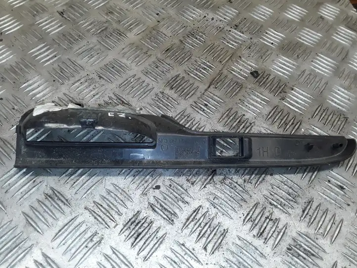 Seat Ibiza II (6k) (1999 - 2002) 6K0867172A Внутренняя ручка задней двери — фото 2