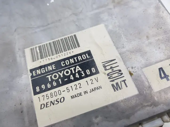 Toyota Avensis Verso (2001 - 2004) 8966144300 Блок управления двигателем (ЭБУ) — фото 2