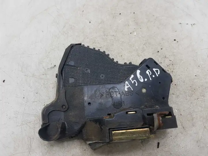 Toyota Corolla Verso AR10 (2004 - 2009) 62R Замок ручки двери — фото 3