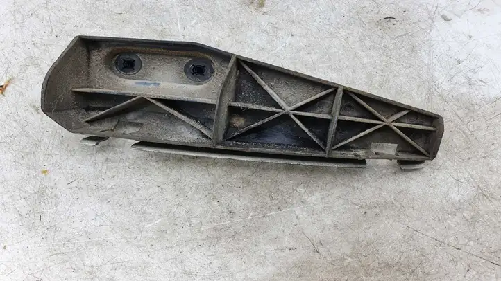 Toyota Corolla Verso AR10 (2004 - 2009) Кронштейн заднего бампера — фото 1