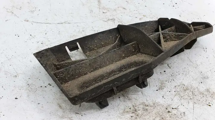 Toyota Corolla Verso E121 (2001 - 2004) Кронштейн заднего бампера — фото 3