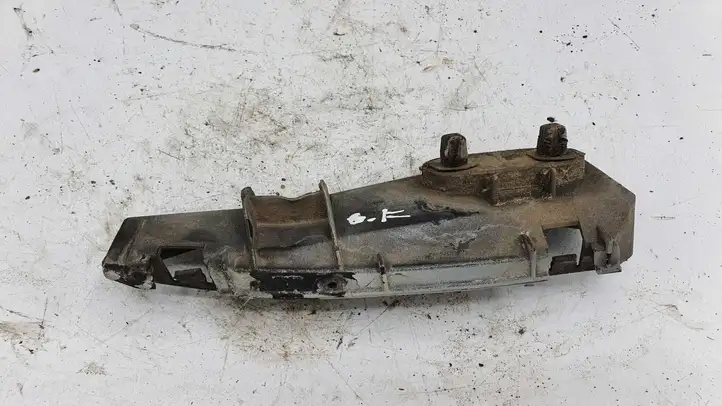 Toyota Corolla Verso E121 (2001 - 2004) Кронштейн заднего бампера — фото 1