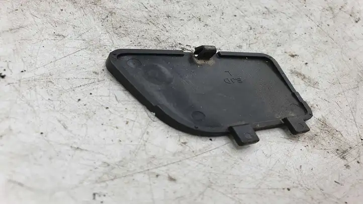 Honda FR-V (2004 - 2009) Заглушка буксировочной петли бампера — фото 3