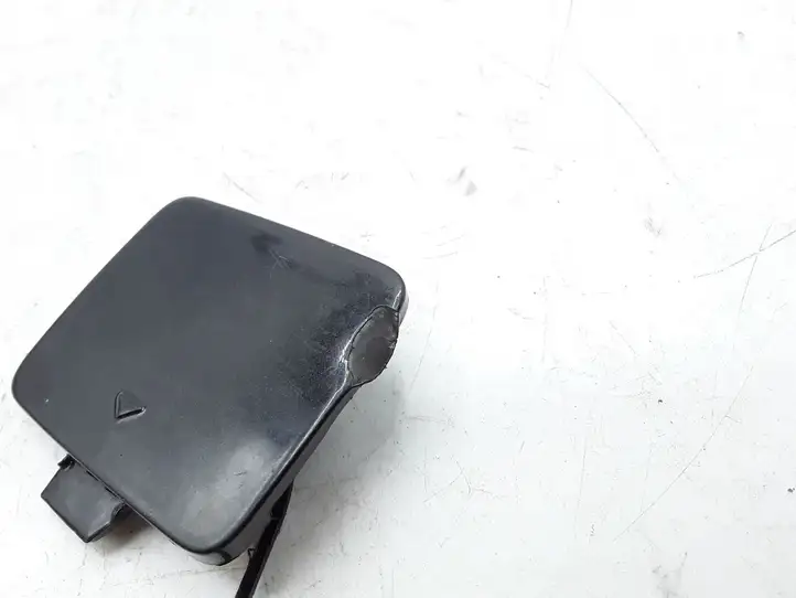 Kia Ceed (2006 - 2010) Заглушка буксировочной петли бампера — фото 3