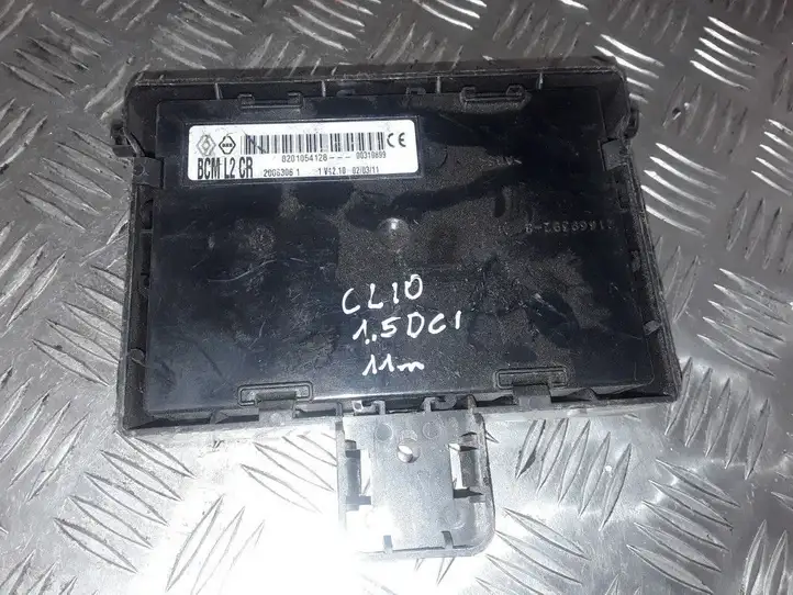 Renault Clio III (2005 - 2012) 8201054128 Модуль комфорта — фото 2