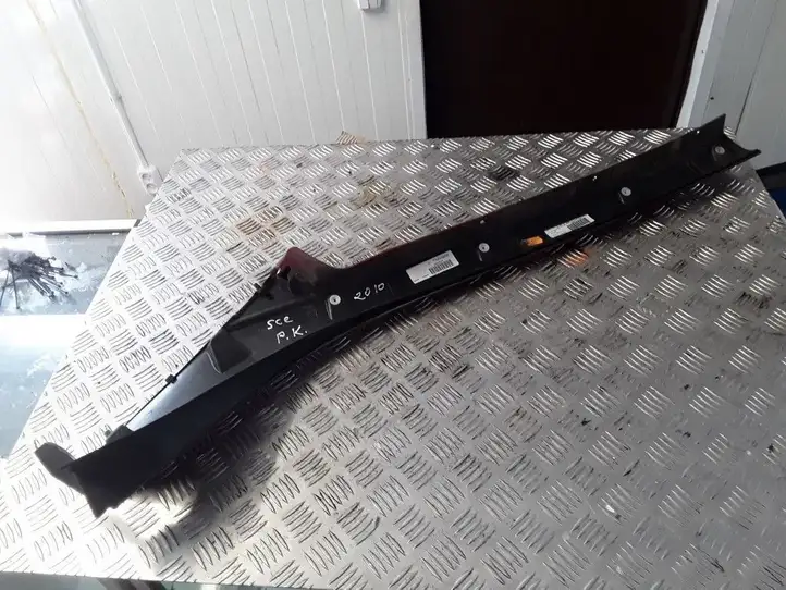 Renault Scenic III - Grand scenic III (2009 - 2016) 768350002R Накладка стоек лобового стекла — фото 2