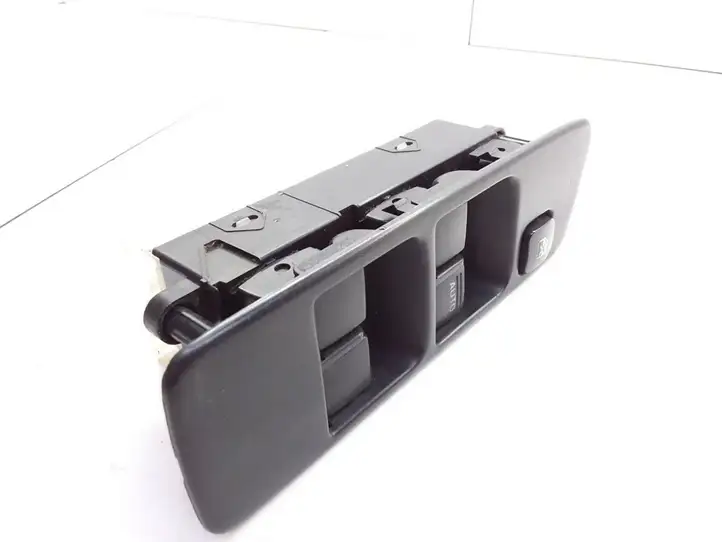 Subaru Forester SF (2000 - 2003) Кнопка стеклоподъемников — фото 2