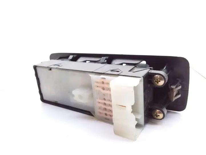 Subaru Forester SF (2000 - 2003) Кнопка стеклоподъемников — фото 4