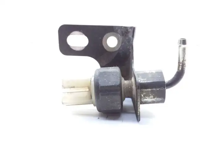 Nissan Primera (2000 - 2001) 9X04H Прочие датчики — фото 1