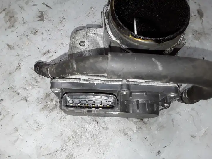 Mazda 6 (2012 - 2015) SH01136B0 Дроссельная заслонка — фото 3
