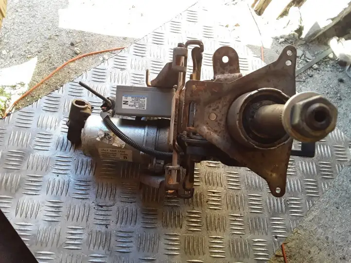 Nissan Note (E11) (2006 - 2014) 488101U64A Насос гидроусилителя руля — фото 1