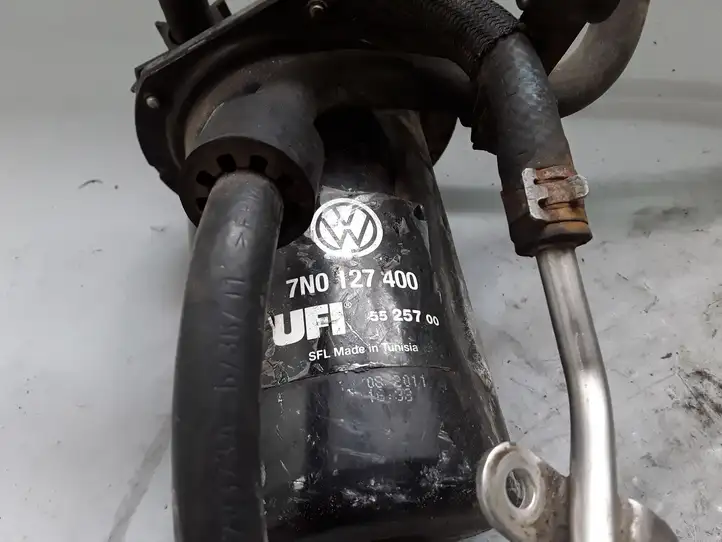 Volkswagen PASSAT B7 (2011 - 2014) 7N0127400 Корпус топливного фильтра — фото 2