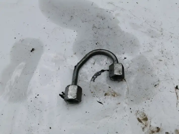 Hyundai ix 55 (2006 - 2012) Трубка подачи топлива в форсунки — фото 1
