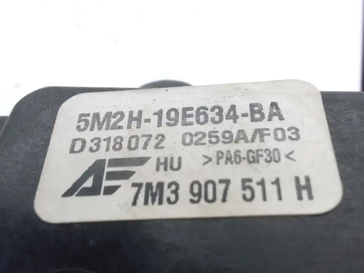 Seat Alhambra (Mk1) (2000 - 2010) 7M3907511H Двигатель задвижки потока воздуха — фото 3