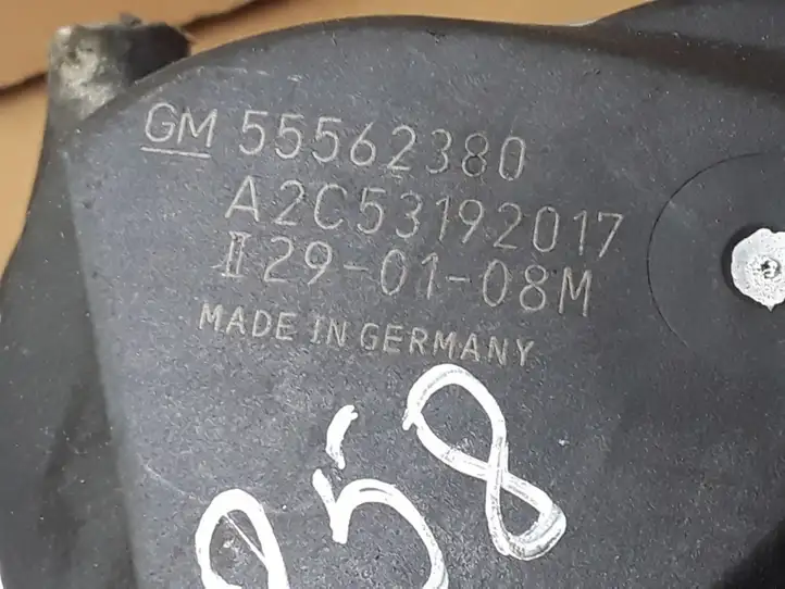 Opel Astra H (2004 - 2009) 55562380 Дроссельная заслонка — фото 2