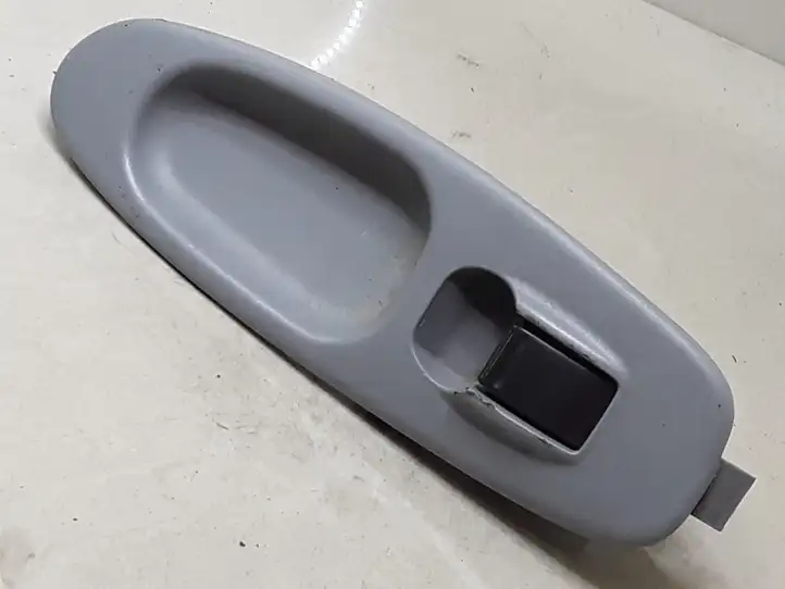 Nissan (2000 - 2006) 80960BU000 Кнопка стеклоподъемников — фото 1