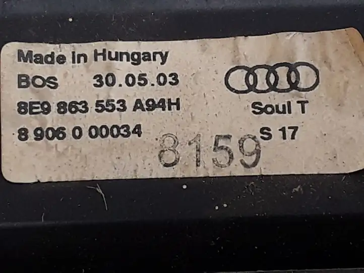 Audi A4 S4 B6 8E 8H (2000 - 2006) 8E9863553 Шторка — фото 2