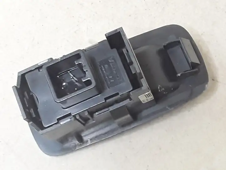 Toyota Corolla E120 E130 (2000 - 2004) 54035117 Кнопка стеклоподъемников — фото 3