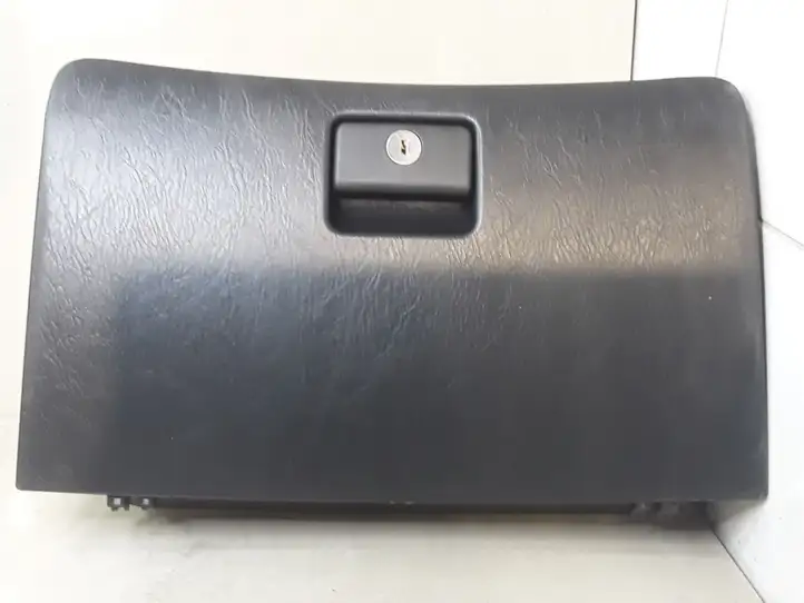 Toyota Corolla E120 E130 (2000 - 2004) 5555102060 Бардачок в сборе — фото 1