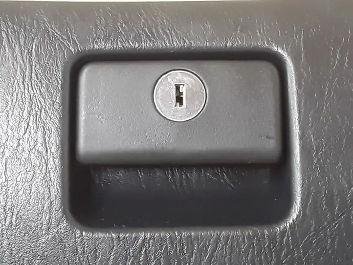 Toyota Corolla E120 E130 (2000 - 2004) 5555102060 Бардачок в сборе — фото 5