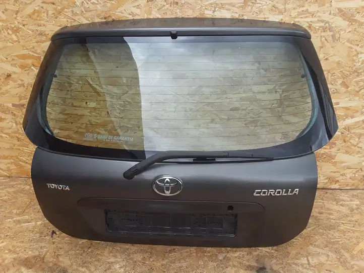 Toyota Corolla E120 E130 (2000 - 2004) E143R001583 Крышка багажника — фото 1