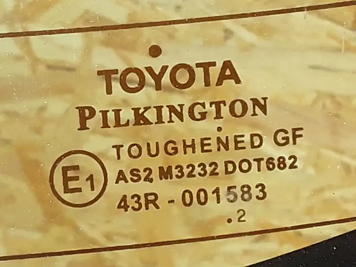 Toyota Corolla E120 E130 (2000 - 2004) E143R001583 Крышка багажника — фото 3