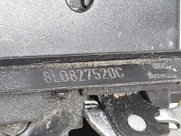 Audi A3/S3 8L (2000 - 2003) 8L0827520C Замок крышки багажника — фото 2