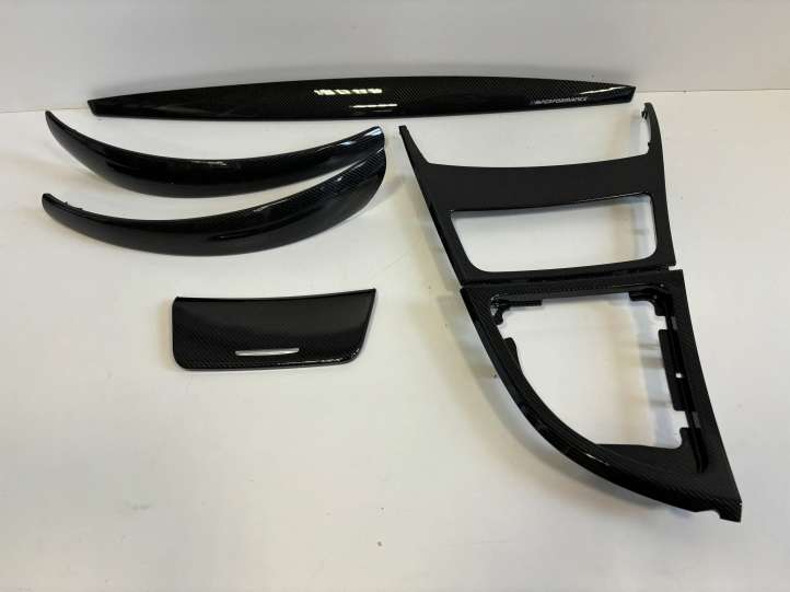 BMW 1 E82 E88 Panelės apdaila