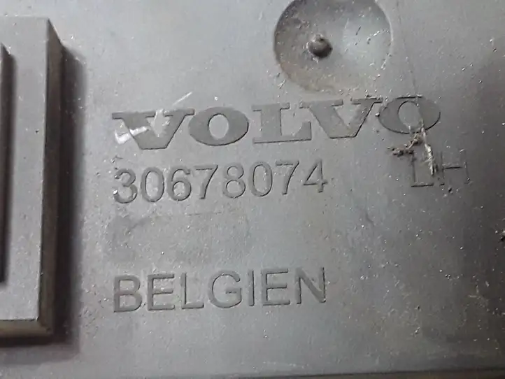 Volvo V50 (2004 - 2008) 30678074 Кронштейн заднего бампера — фото 3