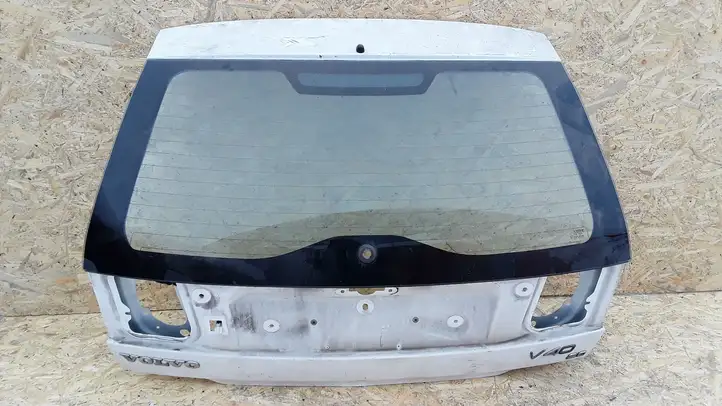 Volvo S40, V40 (2000 - 2004) E143R001025 Крышка багажника — фото 1