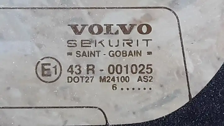 Volvo S40, V40 (2000 - 2004) E143R001025 Крышка багажника — фото 2