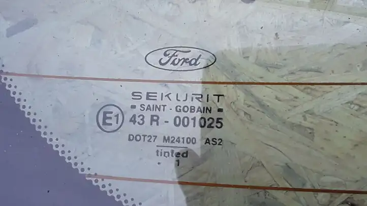 Ford Mondeo Mk III (2000 - 2007) E143R001025 Крышка багажника — фото 2