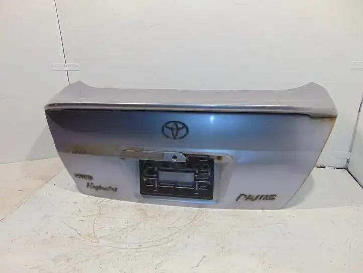 Toyota Prius (XW10) (1997 - 2003) 6440147050 Крышка багажника — фото 1