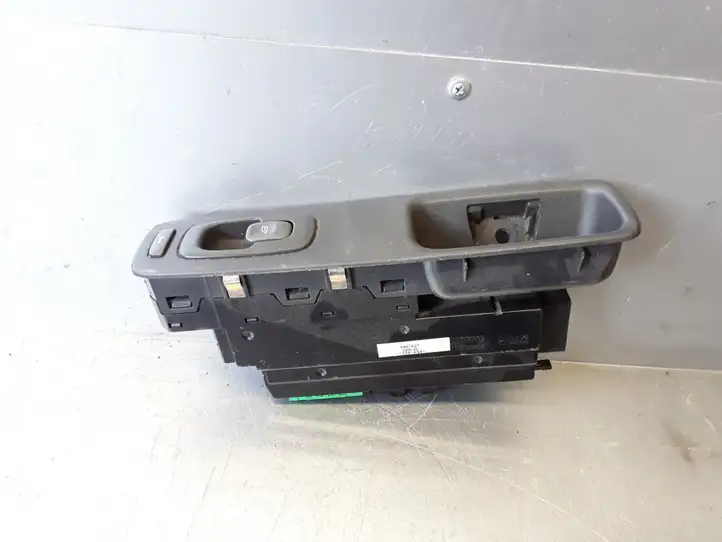 Volvo S80 (1998 - 2004) 9467627 Кнопка стеклоподъемников — фото 1