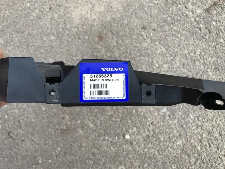 Volvo V70 (2007 - 2013) 31265325 Кронштейн заднего бампера — фото 2