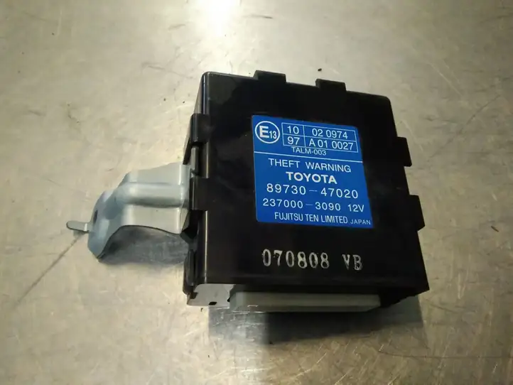 Toyota Prius (XW20) (2003 - 2009) 8973047020 Блок управления сигнализацией — фото 1