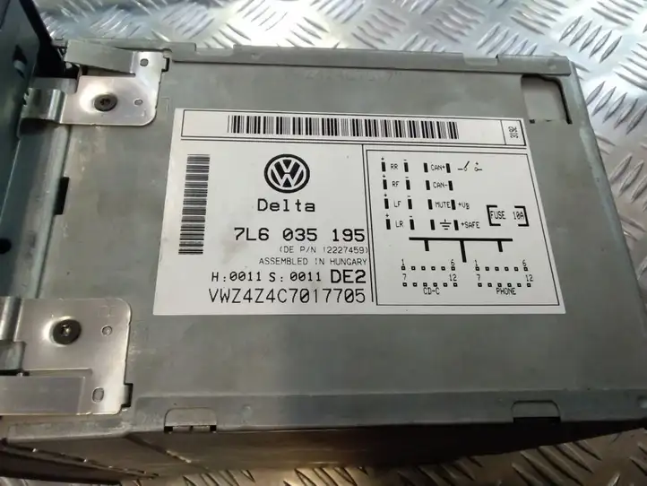 Volkswagen Touareg I (2002 - 2010) 7L6035195 Магнитола / мультимедийная система — фото 4