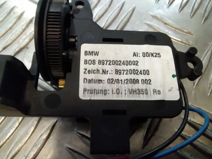 BMW 3 E90 E91 (2005 - 2012) 897200240002 Механизм шторки багажника — фото 2
