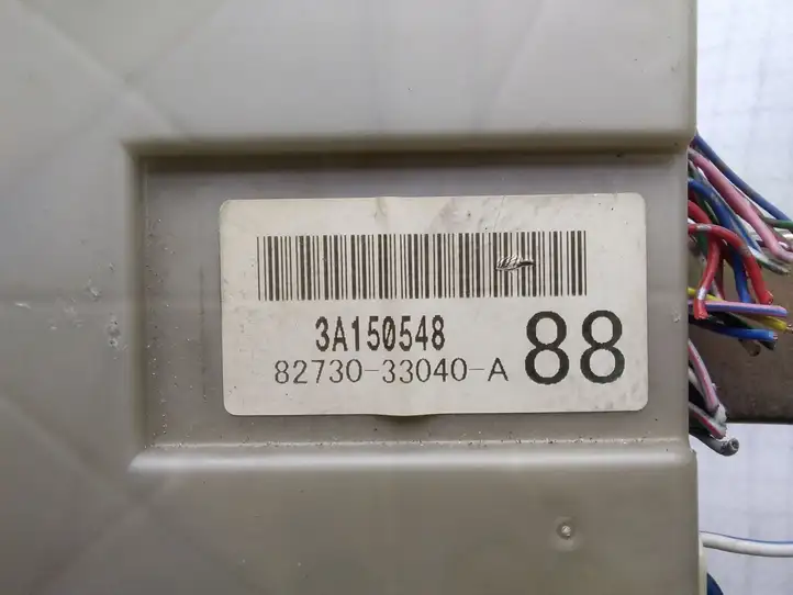 Lexus ES 250 - 300 - 330 (2001 - 2006) 8273033040A Модуль комфорта — фото 2