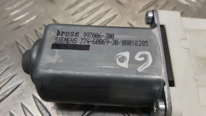 Audi A6 S6 C6 4F (2008 - 2011) 997006300 Стеклоподъемник задней двери — фото 2